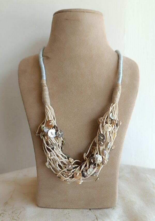 Buttons up Necklace
