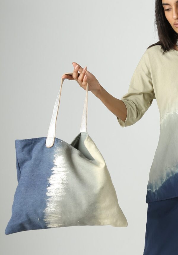 Blue Moon Tote bag
